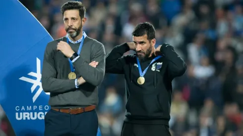 Jorge Bava y Mauricio Victorino asoman para Colo Colo.
