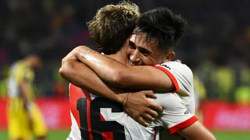 River empieza a gritar campeón con notable habilitación del Pibe Solari.
