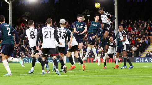 Gran victoria del Fulham, derrota de Arsenal.
