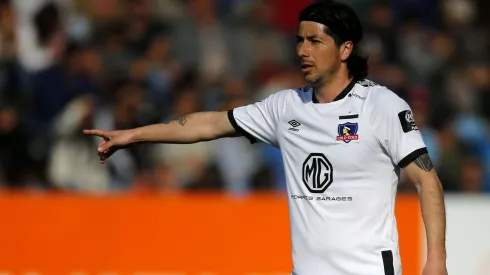 Pajarito vuelve al fútbol y jugará en exótica liga con la de Colo Colo