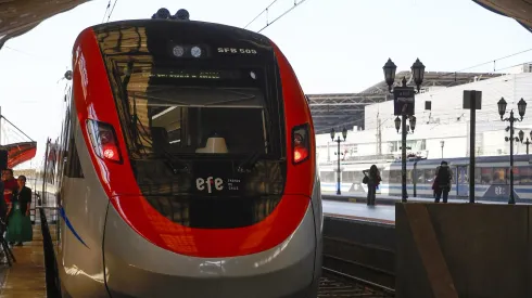 EFE lanza la venta de boletos para los nuevos trenes bimodales de larga distancia.
