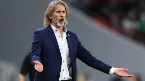 Ricardo Gareca debe destrabar un contrato firmado en Perú para llegar a Chile
