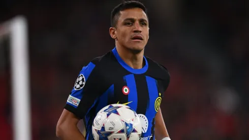 Alexis Sánchez se llena de críticas por decidir quedarse en Inter para el 2024.
