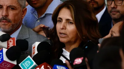 La Fiscal Jefe de Viña del Mar, Vivian Quiñones, informa que el cuerpo encontrado en Avenida Perú el pasado viernes corresponde a Anahí Espíndola.
