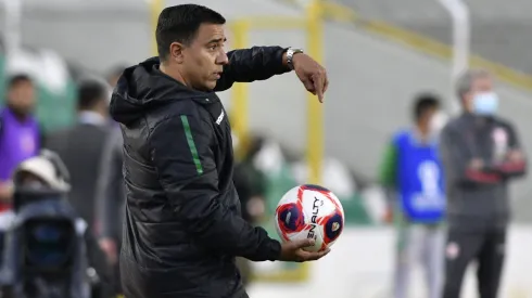 César Farías es uno de los candidatos de la Roja
