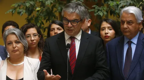 Los ministros Marcel y Jeannette Jara se refirieron al proyecto tras su aprobación en la Comisión de Hacienda.
