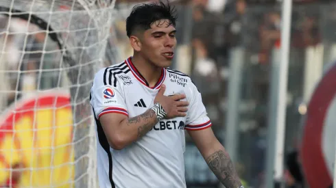 Almirón confía en que Palacios no se mueve de Colo Colo, ansioso por ser compañero de Vidal. 
