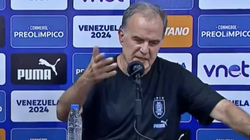 Bielsa tanía cero ganas de enfrentar a los medios tras caer ante Chile.
