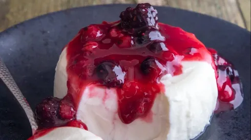 Receta de Panna Cotta paso a paso.
