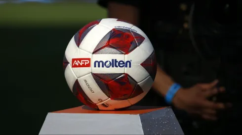 El Campeonato Nacional no se jugará hasta que la ANFP retroceda en la medida de los seis  cupos de extranjeros.
