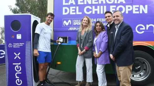 Los deportistas se unen a esta iniciativa de los buses gratis para el público del Chile Open
