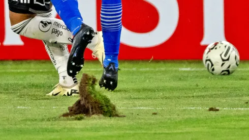 La cancha del Monumental mostro su peor cara por Copa Libertadores.
