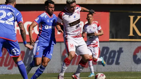 Emmanuel Ojeda tendrá un desafío oficial inédito en la U. de Chile. 
