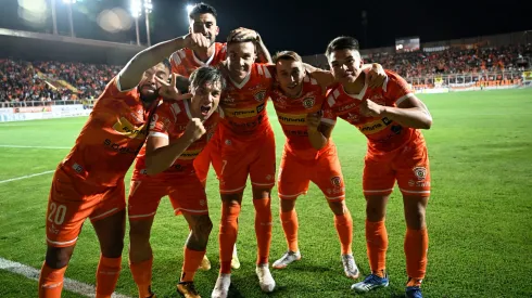 Cobreloa sumó ante Cobresal su primera victoria en su regreso a Primera. 
