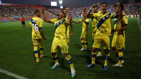 Everton vuelve por fin a jugar en el Estadio Sausalito de Viña del Mar.
