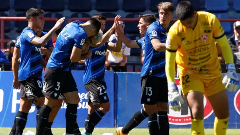 Huachipato se recupera a costas del colista Cobresal.
