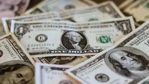 ¿A cuánto está el dólar en Chile? Conoce si subió o bajó
