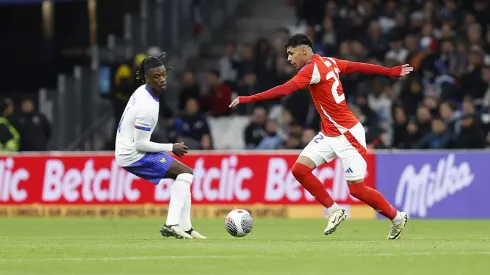 Osorio fue gran figura de Chile ante Francia
