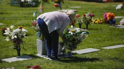 ¿Están abiertos los cementerios de Santiago en Semana Santa?
