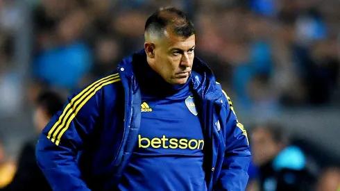 Almirón apenas pudo clasificar a la Sudamericana 2024 con Boca.
