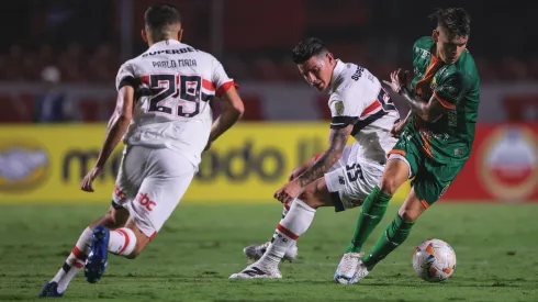 James Rodríguez fue clave para el triunfo de Sao Paulo ante Cobresal.
