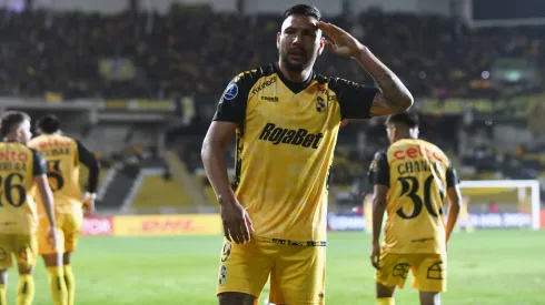 Andrés Chávez marcó el único gol en el triunfo de Coquimbo contra Sportivo Luqueño.
