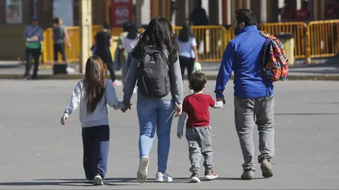 ¿Cuándo es el Día de la Madre y del Padre en Chile?
