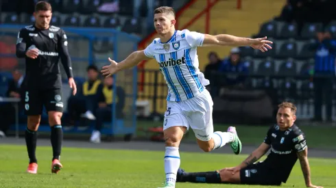 Huachipato vuelve a los triunfos a costa de Deportes Iquique.
