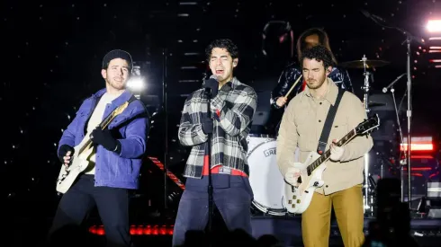 Jonas Brothers.
