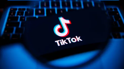 ¿Cómo puedo bloquear a un usuario en TikTok?
