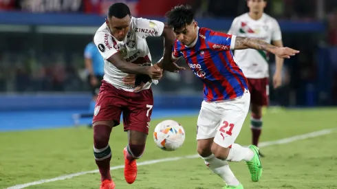 Fluminense no pudo escaparse ante Cerro Porteño y Colo Colo tiene tarea.
