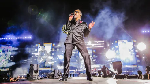Una mezcla entre disco y recital de rock fue lo que vivimos en el Nacional.

