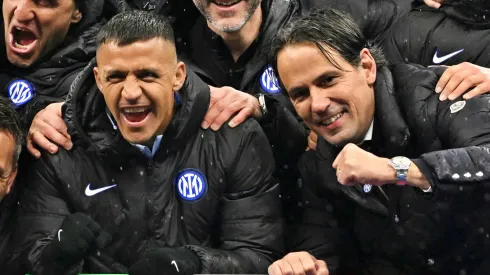 Simone Inzaghi le dio muy pocos minutos a Alexis en su vuelta.
