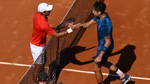 Tabilo recuerda a sus flamantes mentores tras derrotar a Djokovic.

