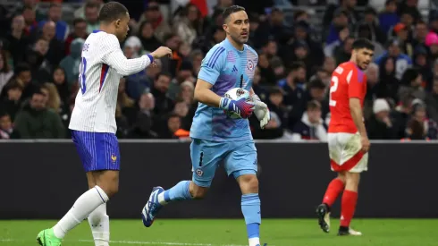 Claudio Bravo cuenta con la confianza plena del técnico Ricardo Gareca.
