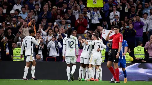 Real Madrid celebra título de La Liga a costas del Alavés.
