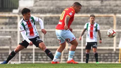 Emiliano Vecchio fue clave en triunfo de Unión Española en casa de Palestino.
