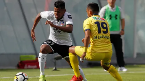 Alexander Bolaños, ex Colo Colo, protagoniza escándalo en Ecuador.
