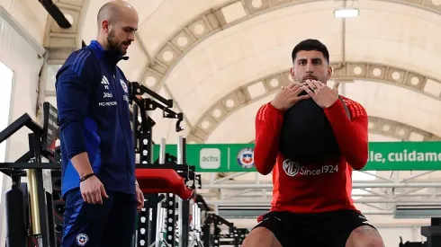 Guillermo Maripán ya entrena en Juan Pinto Durán a la espera del plantel de Chile.
