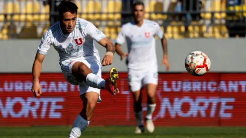 Lucas Assadi le da agónico triunfo a la U en su visita al Everton en Viña del Mar.
