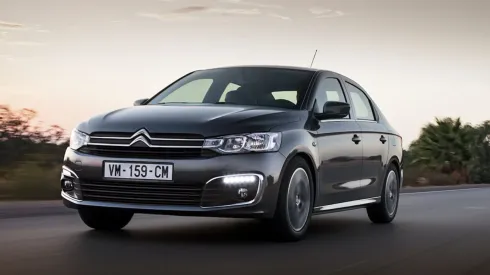 El Citroën C-Elysée llega en una versión actualizada para seguir cautivando a los chilenos. 
