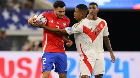 Gabriel Suazo fue uno de los futbolistas de Chile que tuvo su debut oficial en Copa América.
