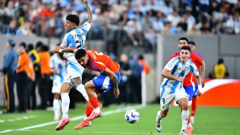 Paulo Díaz fue uno de los puntos altos de Chile ante Argentina.
