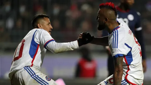 Johnny Herrera dice que Alexis extraña a jugadores como Vidal y Charles
