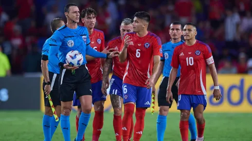 Prensa argentina se burla de la eliminación de Chile.
