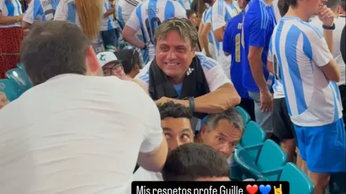 El saludo de Pepe Rojas con Ángel Guillermo Hoyos.
