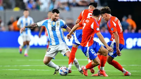 Lionel Messi en duda para enfrentar a Chile, en septiembre, por Eliminatorias. 
