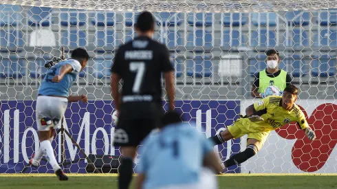 El sabroso penal: Colo Colo le pidió a Alarcón fallar para salvarse de la promoción.
