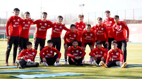 Alexis Sánchez y Mauricio Isla entrenaron con la Selección Sub 17.
