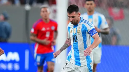 Fernández cuenta cómo fue tener a Messi al frente.
